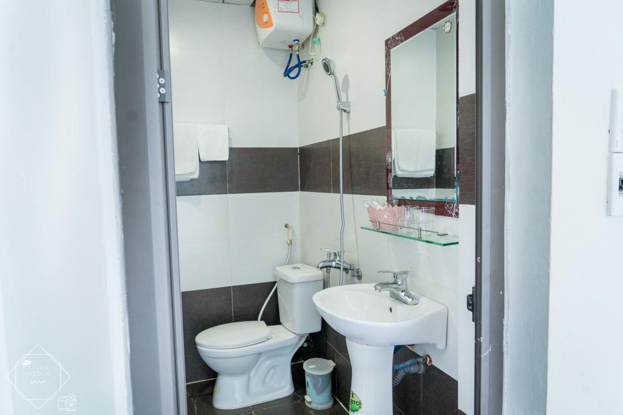 Brother Friendly - Gia Cat Long Hotel Dong Khe Sau Экстерьер фото